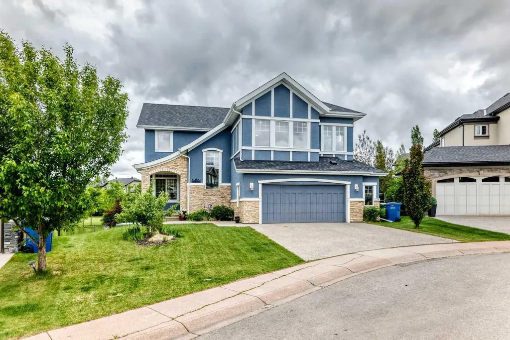 136 Stonemere Close Chestermere AB T1X0C4