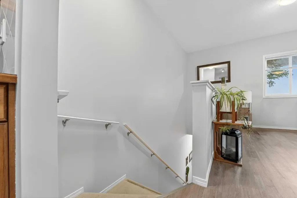 129 Silkstone Road W Lethbridge AB T1J 3H6