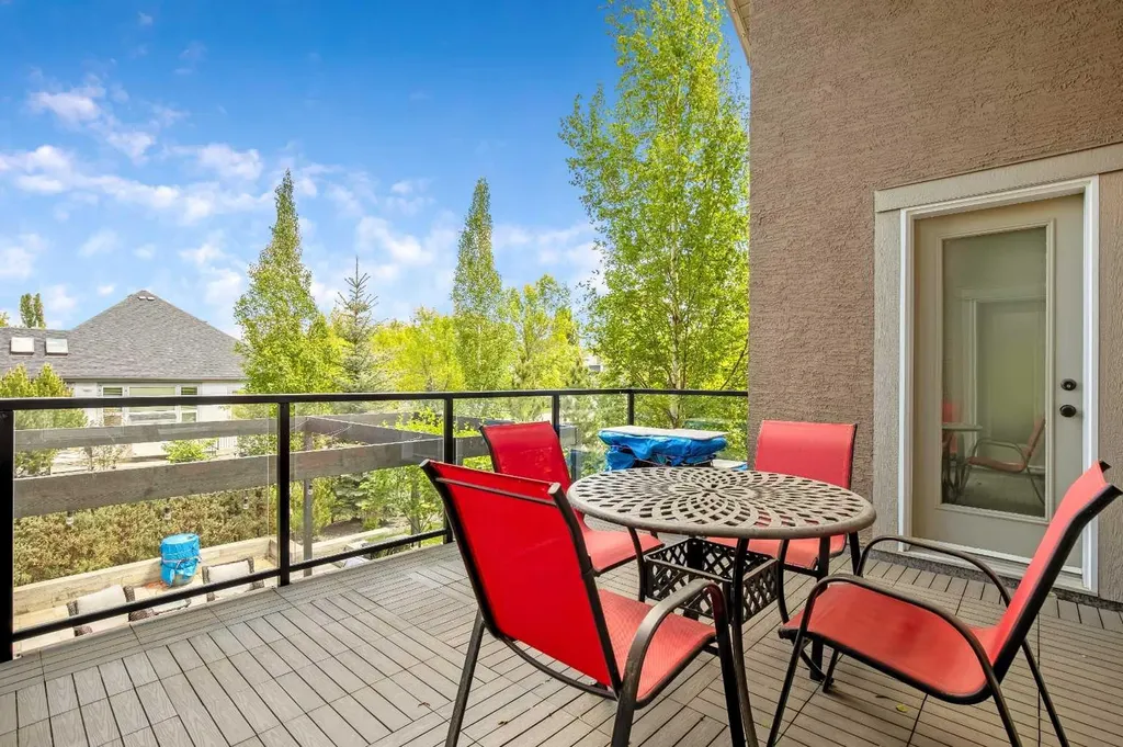 89 Heritage Harbour Heritage Pointe AB T1S 4H8