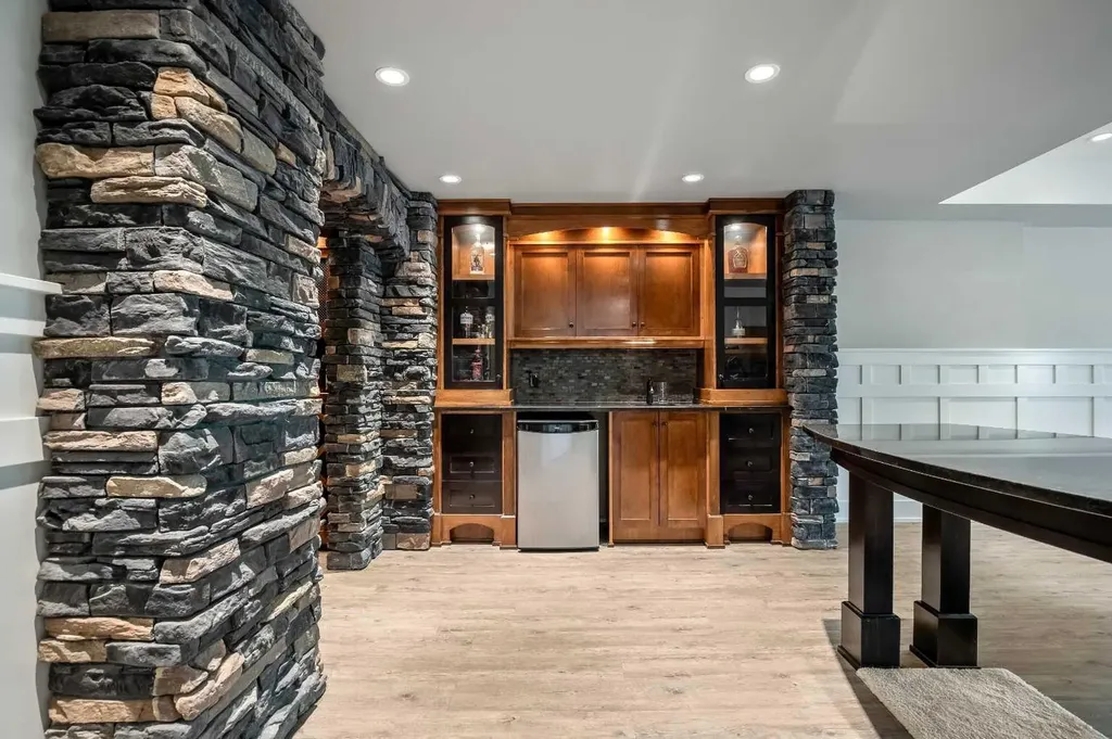 89 Heritage Harbour Heritage Pointe AB T1S 4H8
