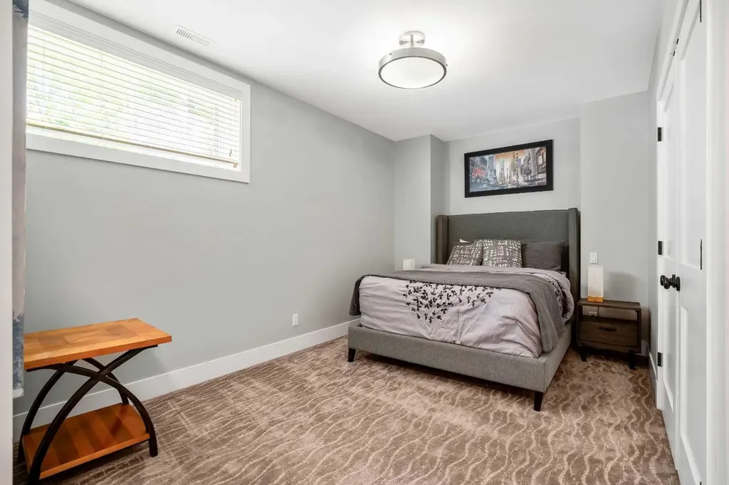 89 Heritage Harbour Heritage Pointe AB T1S 4H8