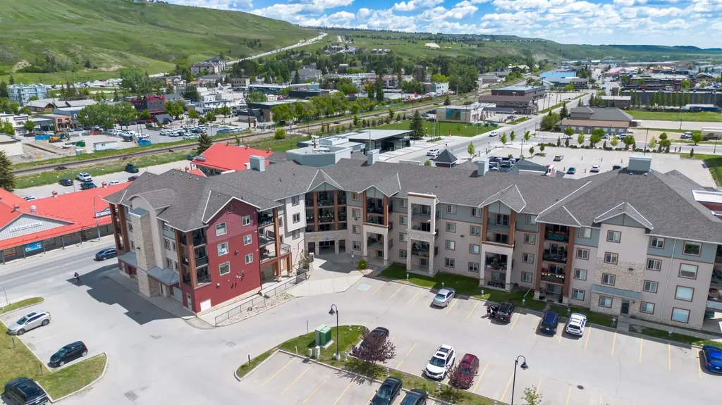 505 Railway Street W Cochrane AB T4C 2K9