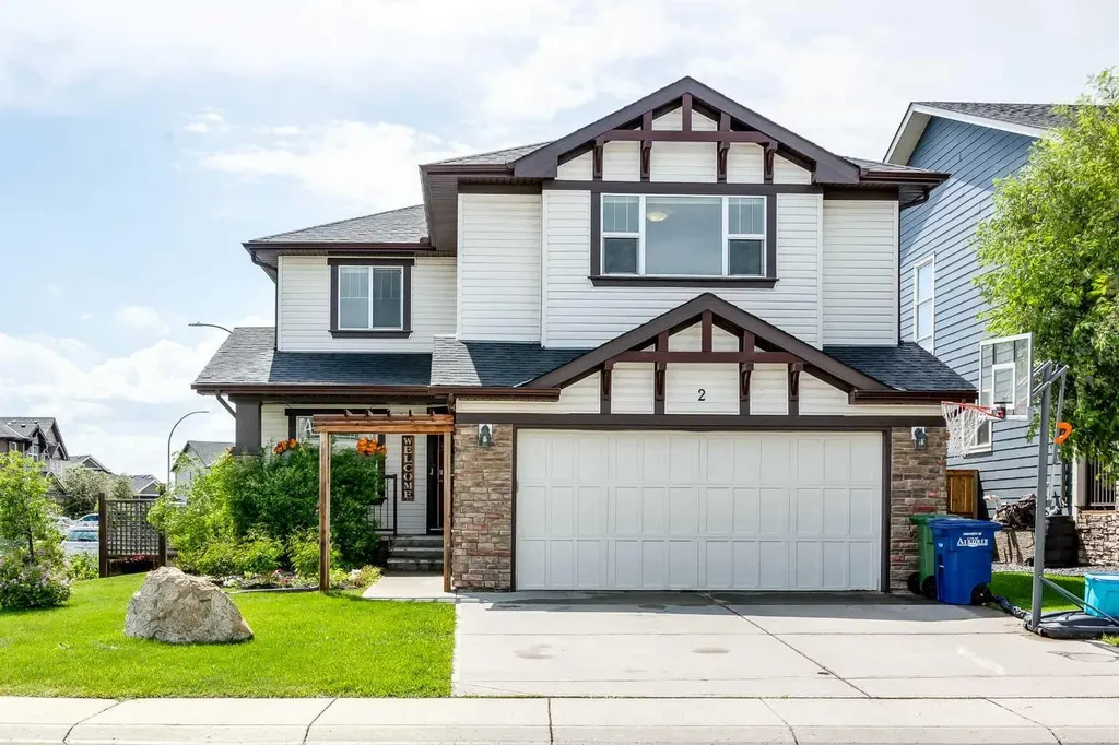 2 Kingston View SE Airdrie AB T4A 0K4