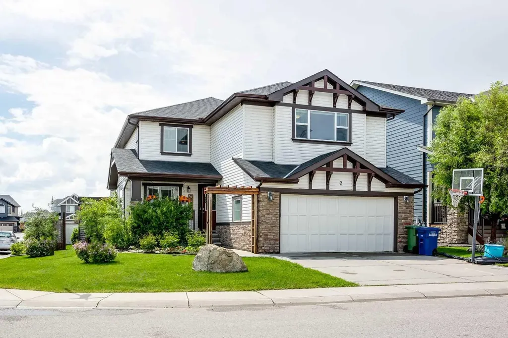 2 Kingston View SE Airdrie AB T4A 0K4