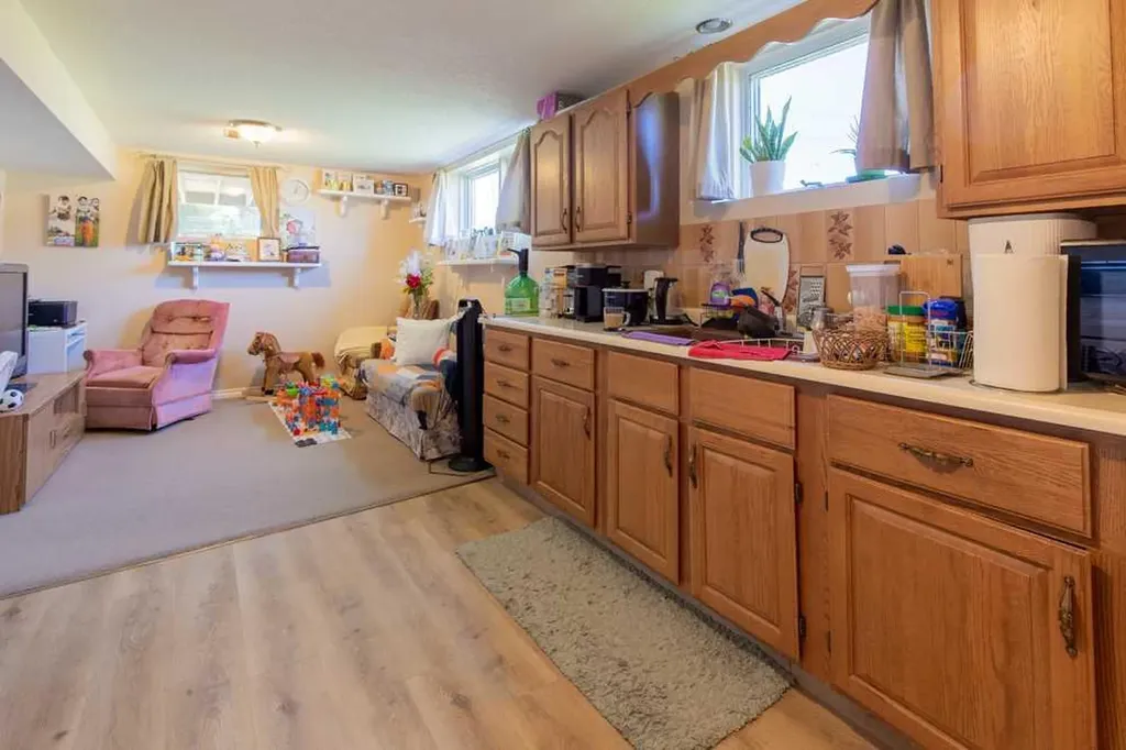 214 3 Street W Cardston AB T0K 0K0