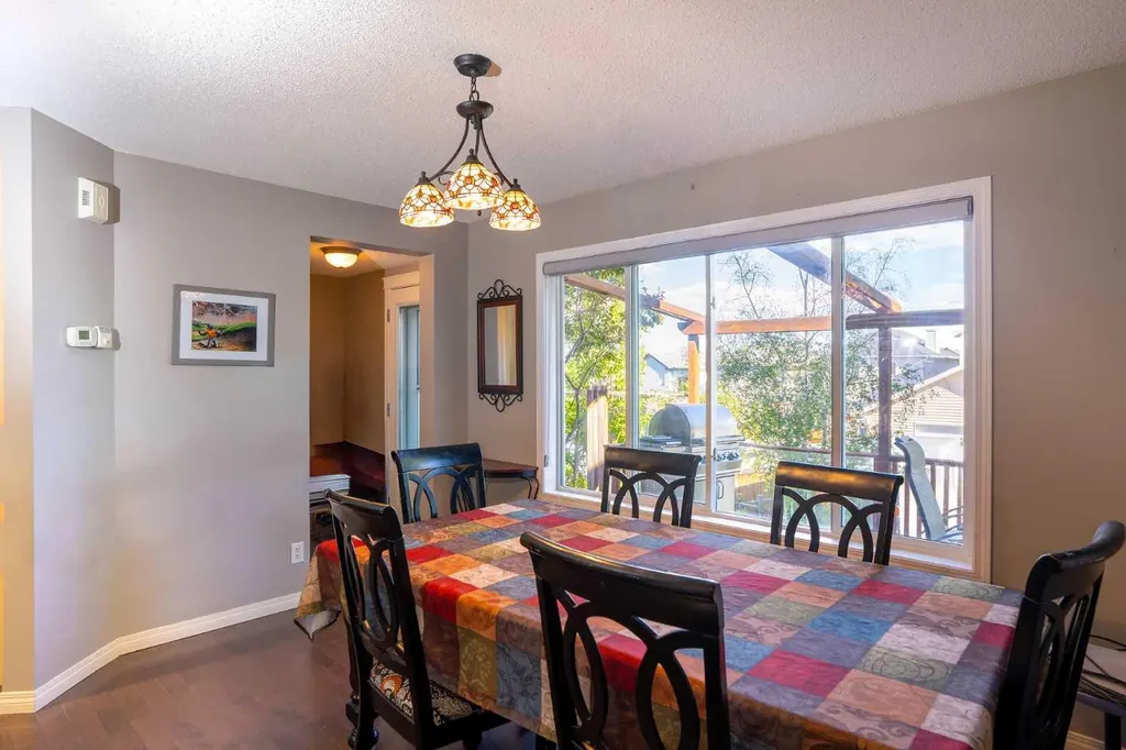 213 Tuscany Valley Green NW Calgary AB T3L 0A1