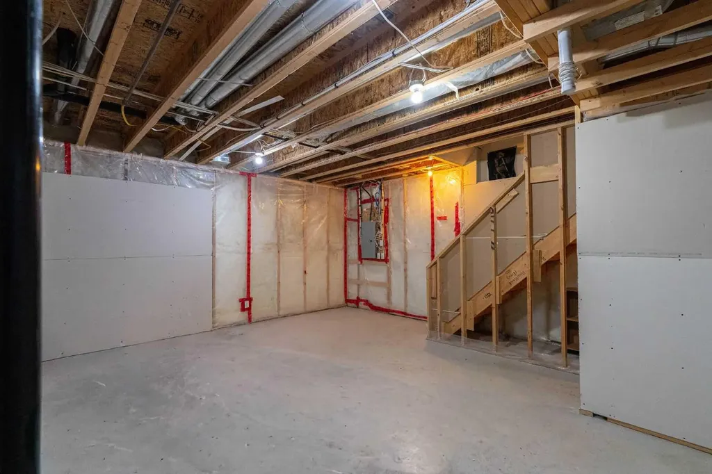 213 Tuscany Valley Green NW Calgary AB T3L 0A1