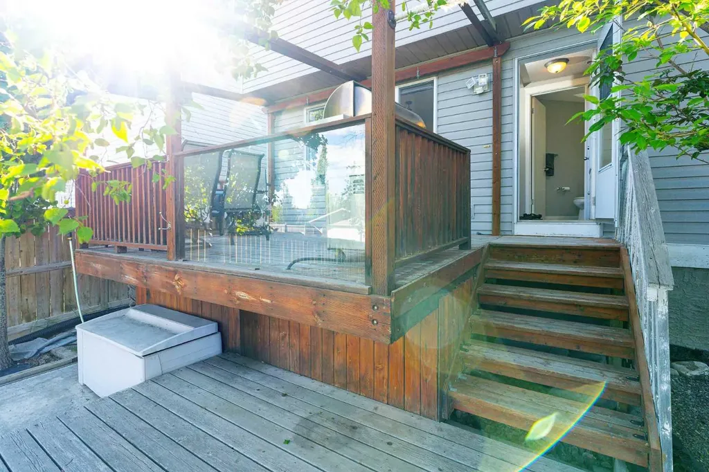 213 Tuscany Valley Green NW Calgary AB T3L 0A1