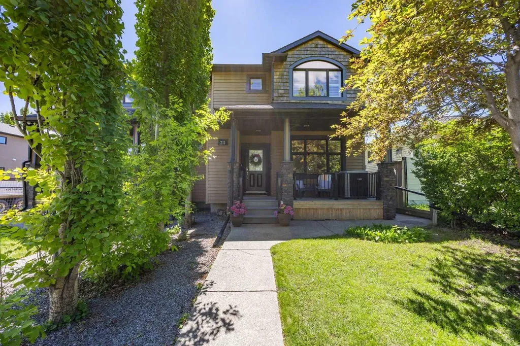 211 32 Avenue NW Calgary AB T2M 2P8