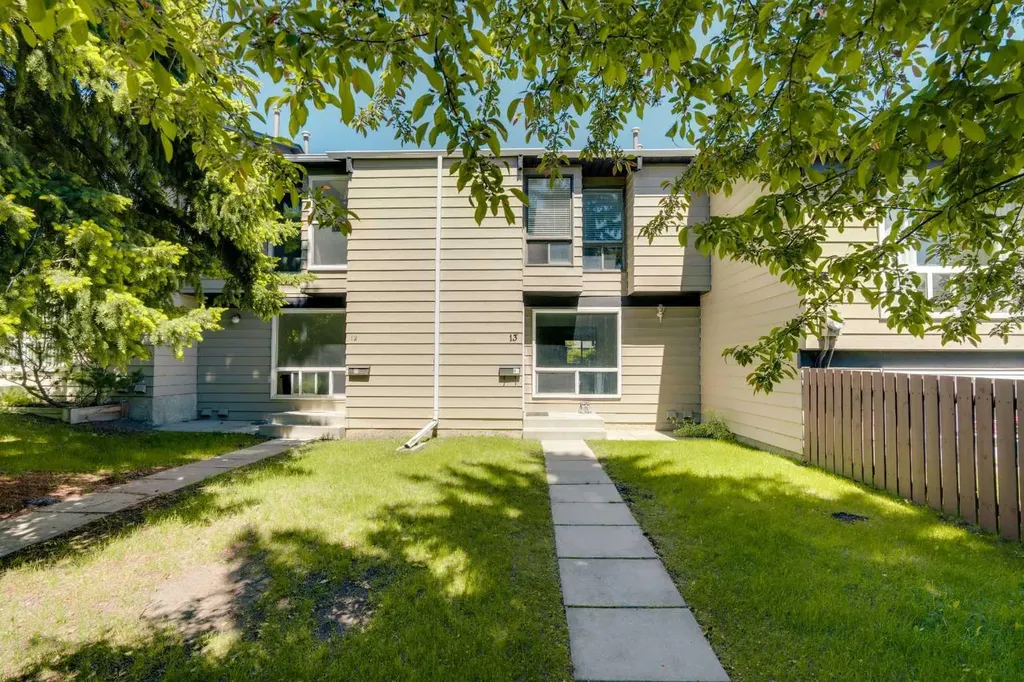7205 4 Street NE Calgary AB T2K5S3