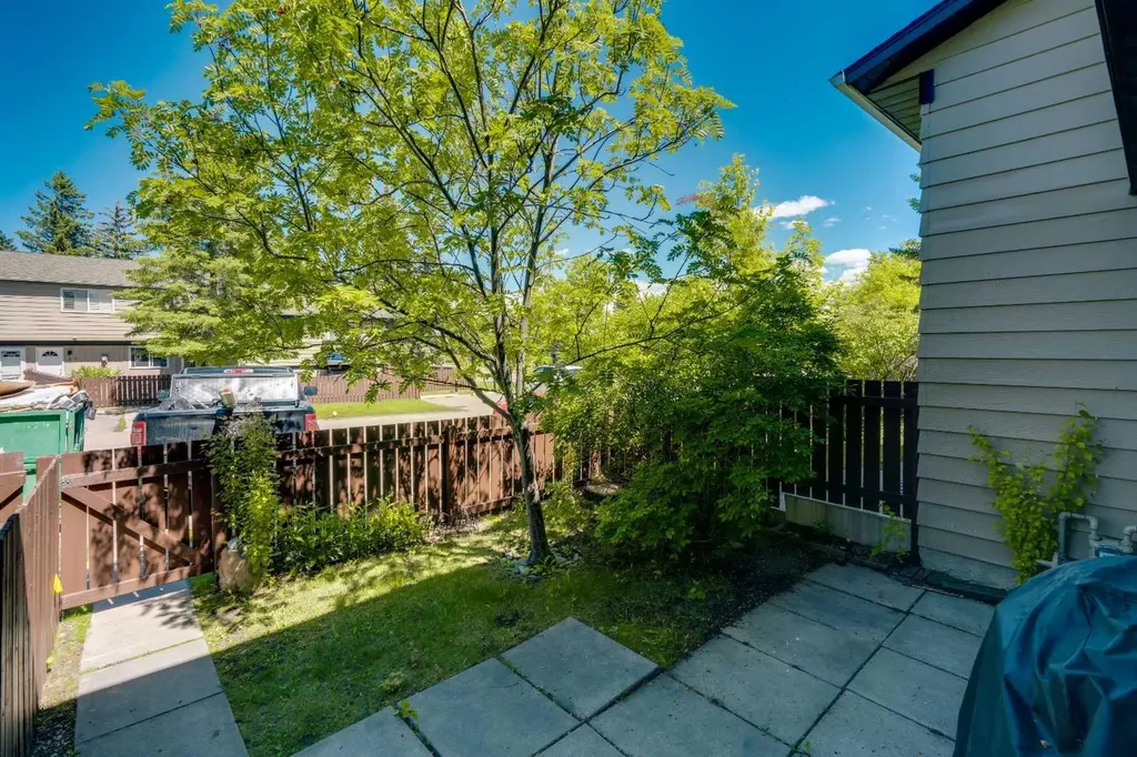 7205 4 Street NE Calgary AB T2K5S3