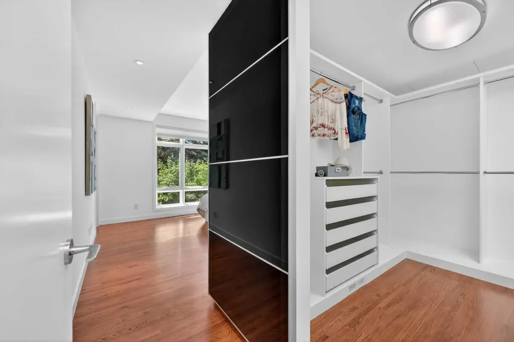 5119 Vallance Crescent NW Calgary AB T3A 0T7