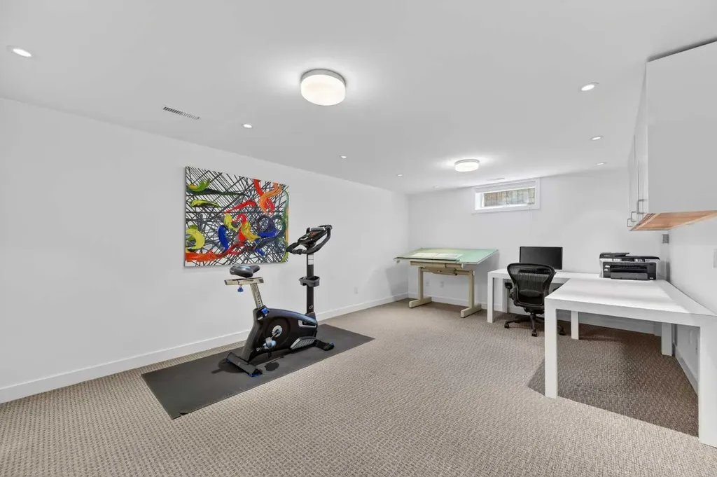 5119 Vallance Crescent NW Calgary AB T3A 0T7