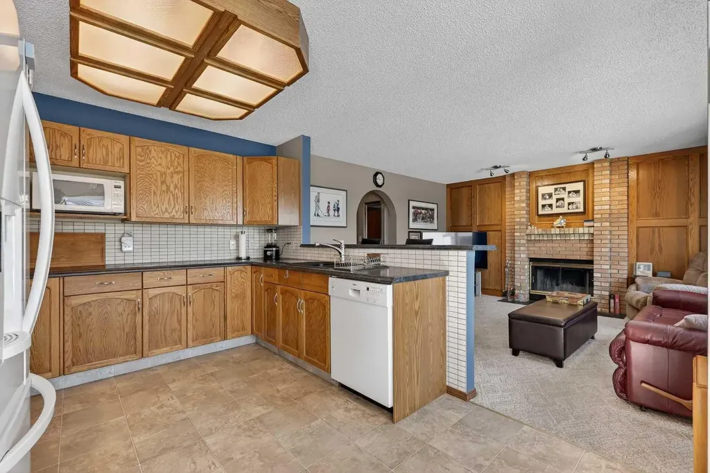 57 Del Rio Place NE Calgary AB T1Y 6N3