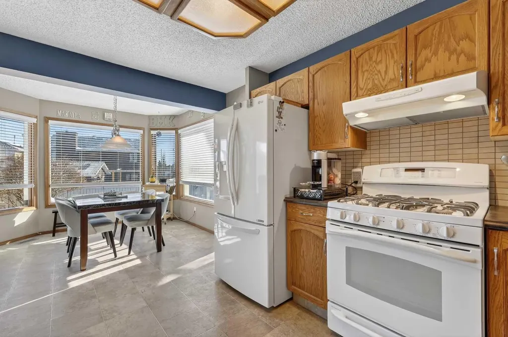 57 Del Rio Place NE Calgary AB T1Y 6N3