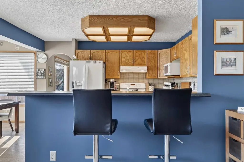 57 Del Rio Place NE Calgary AB T1Y 6N3