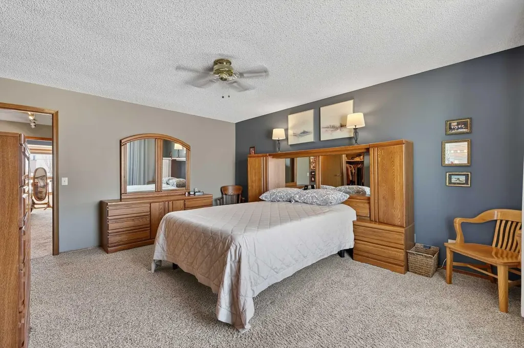 57 Del Rio Place NE Calgary AB T1Y 6N3