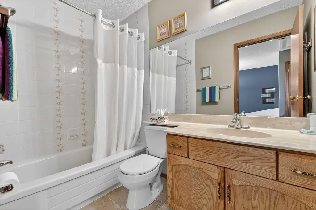 57 Del Rio Place NE Calgary AB T1Y 6N3