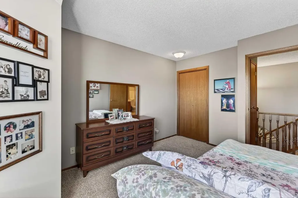 57 Del Rio Place NE Calgary AB T1Y 6N3