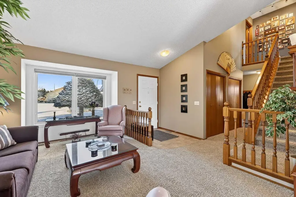 57 Del Rio Place NE Calgary AB T1Y 6N3