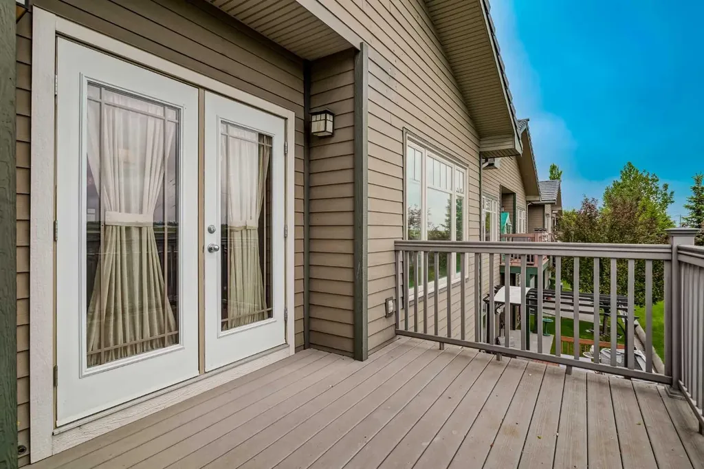 103 Bridle Estates Mews SW Calgary AB T2A 6R1