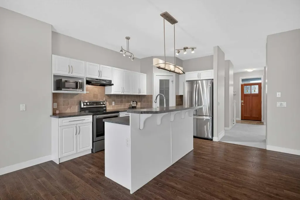 103 Bridle Estates Mews SW Calgary AB T2A 6R1