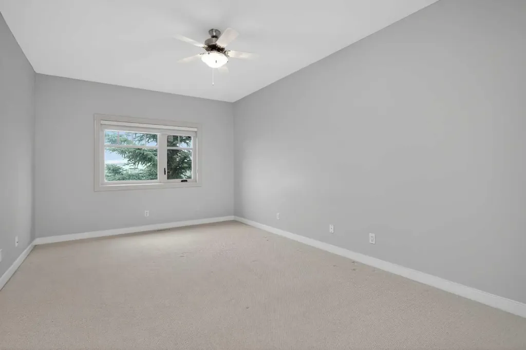 103 Bridle Estates Mews SW Calgary AB T2A 6R1