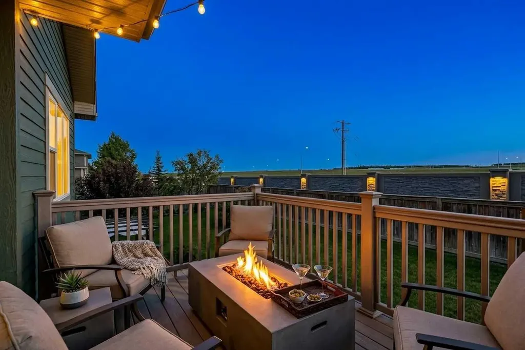 103 Bridle Estates Mews SW Calgary AB T2A 6R1