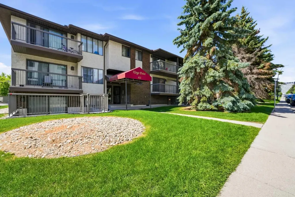 611 67 Avenue SW Calgary AB T2V 0M3