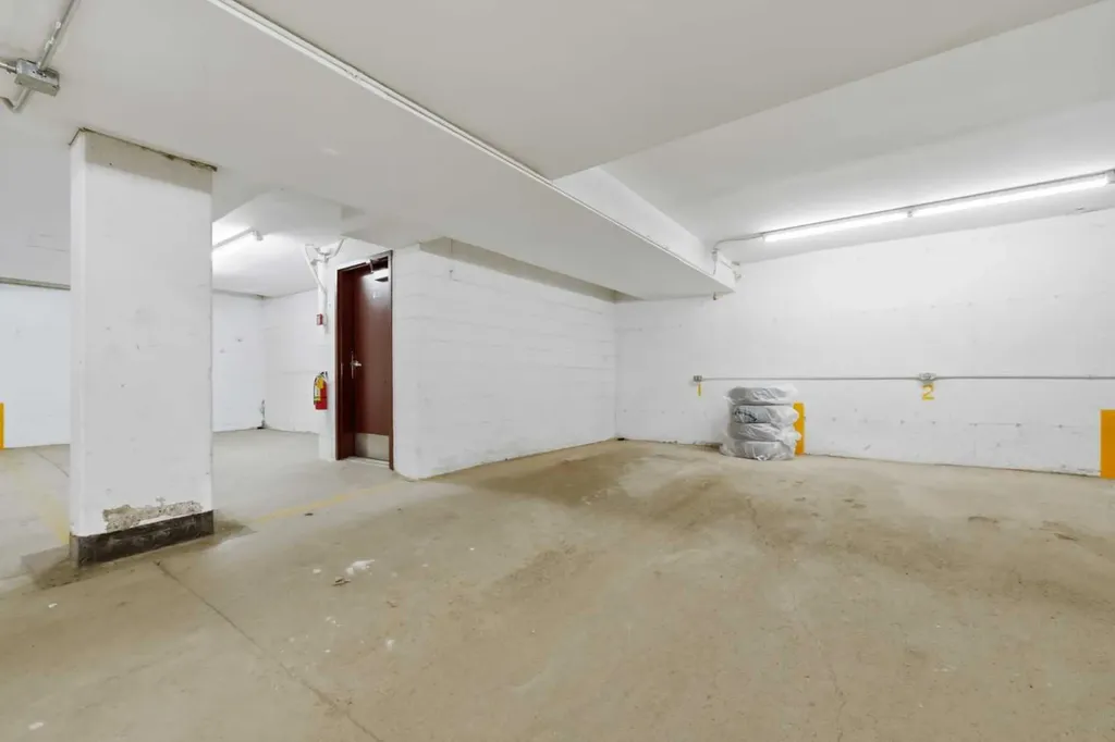 611 67 Avenue SW Calgary AB T2V 0M3