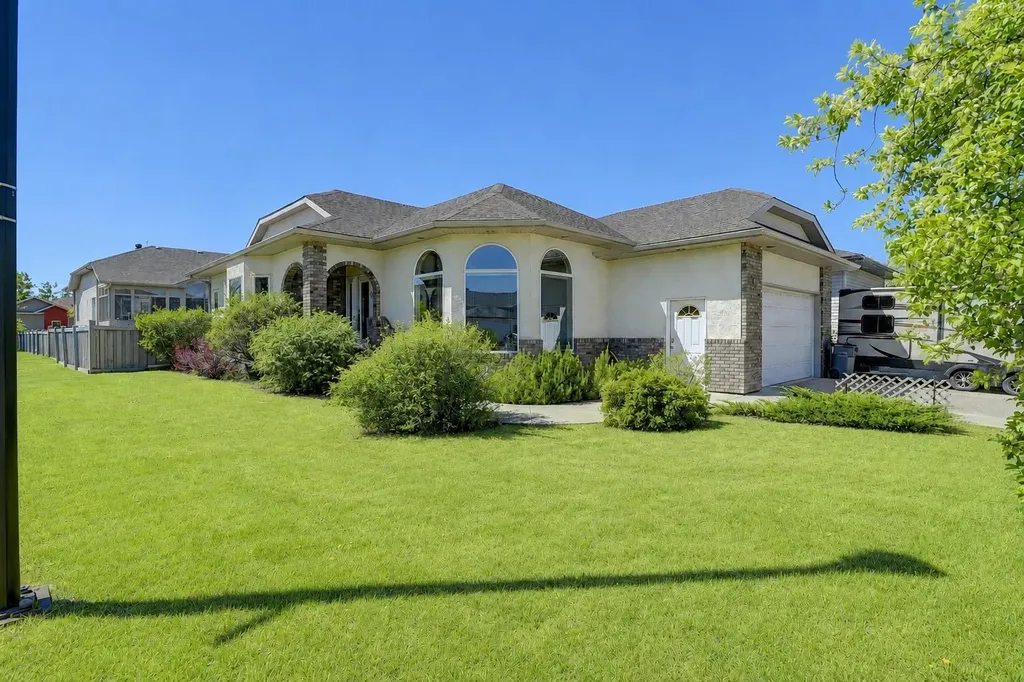 9009 128 Avenue Grande Prairie AB T8X 8C7