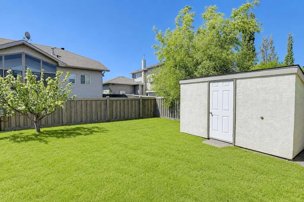 9009 128 Avenue Grande Prairie AB T8X 8C7