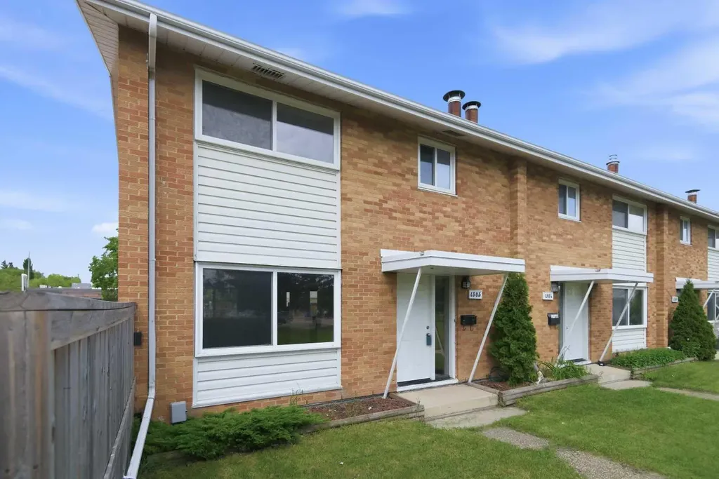 3907 39 Street Red Deer AB T4N 0M6