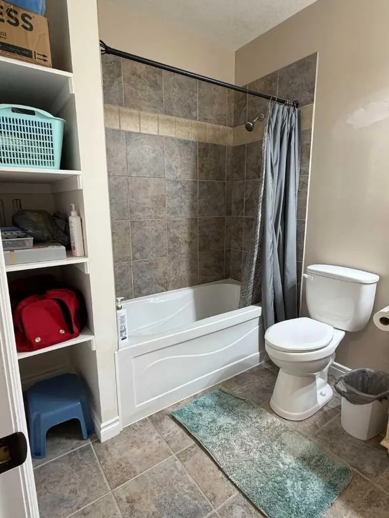 5613 52 Street Taber AB T1G 1K7