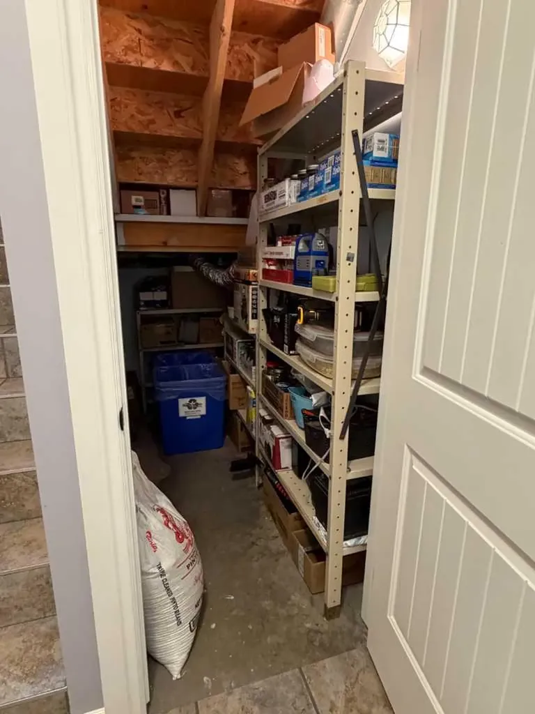 5613 52 Street Taber AB T1G 1K7