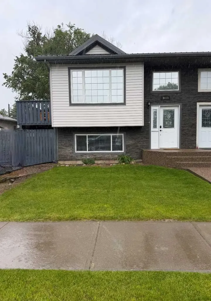 5613 52 Street Taber AB T1G 1K7