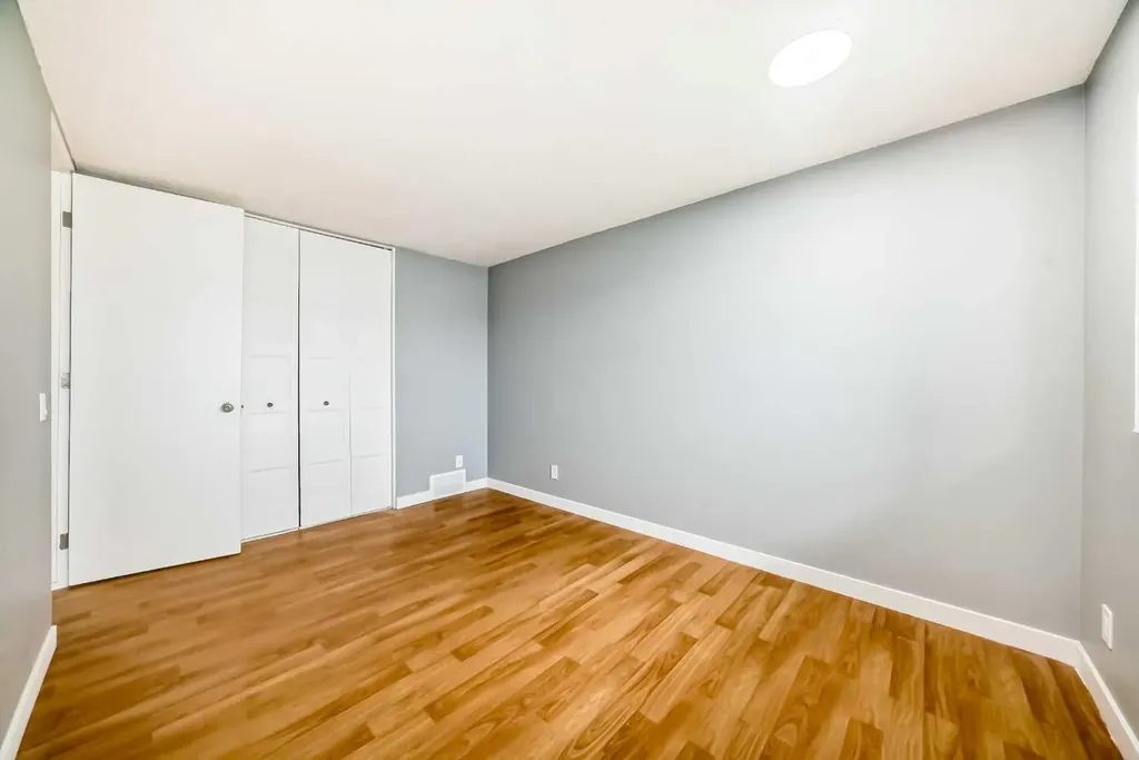 232 Marlborough Way NE Calgary AB T2A 6R9