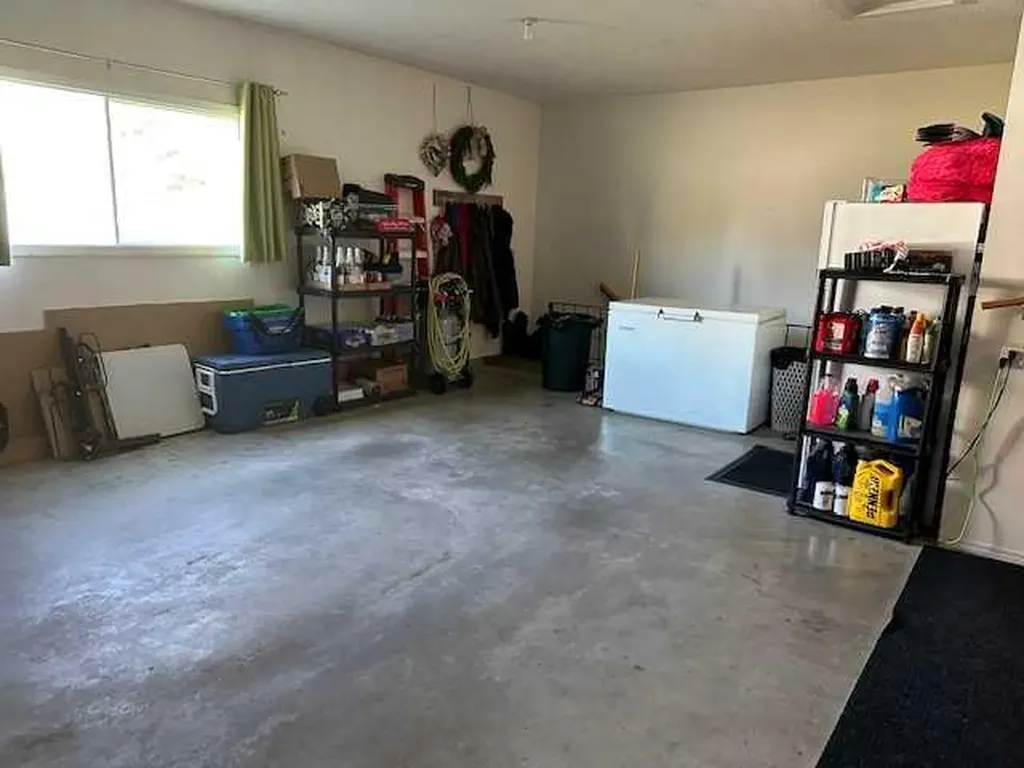 584 2nd Avenue W Cardston AB T0K 0K0
