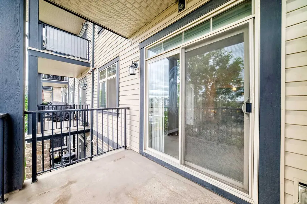 117 Copperpond Common SE Calgary AB T2Z 5E2