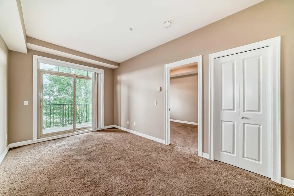 117 Copperpond Common SE Calgary AB T2Z 5E2