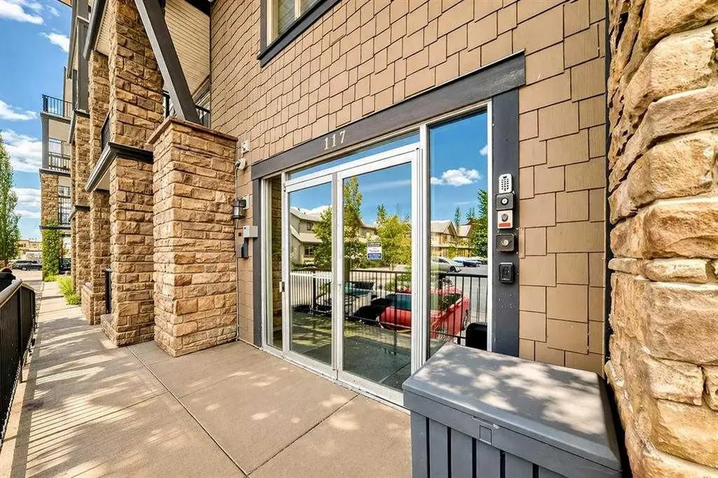 117 Copperpond Common SE Calgary AB T2Z 5E2