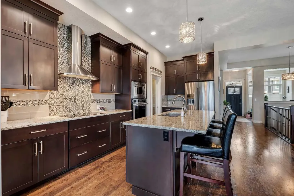 369 Marquis Landing SE Calgary AB T3M 2H4