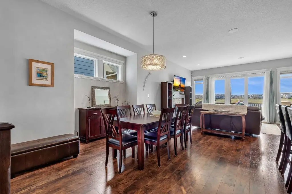 369 Marquis Landing SE Calgary AB T3M 2H4