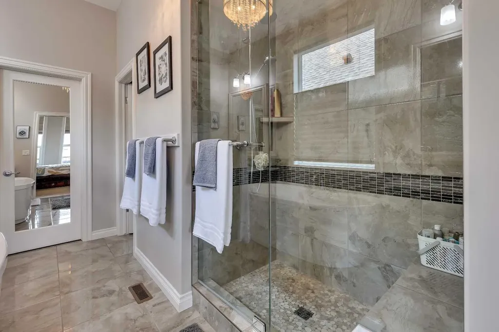 369 Marquis Landing SE Calgary AB T3M 2H4