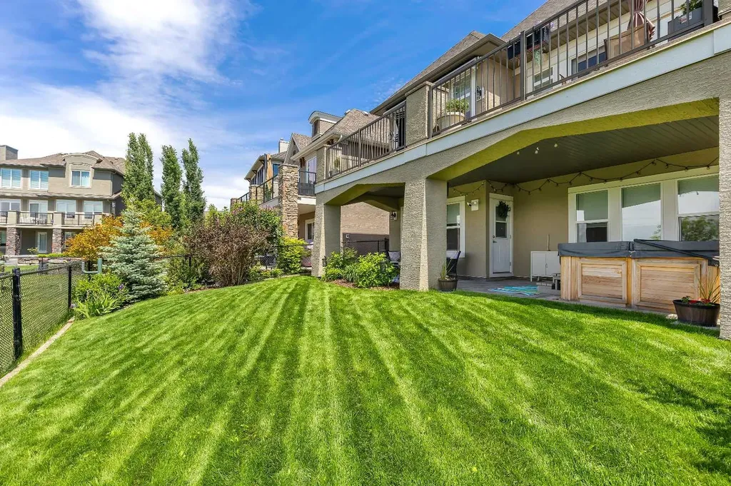 369 Marquis Landing SE Calgary AB T3M 2H4