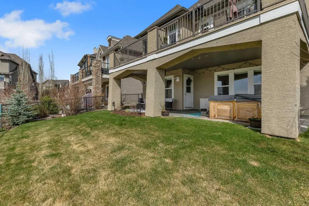 369 Marquis Landing SE Calgary AB T3M 2H4