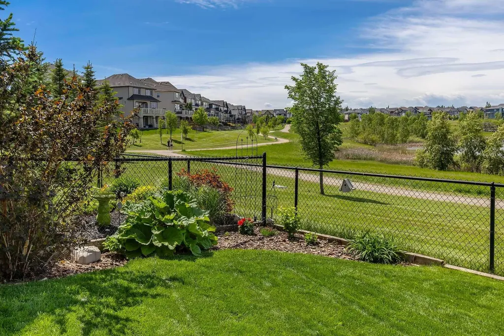 369 Marquis Landing SE Calgary AB T3M 2H4