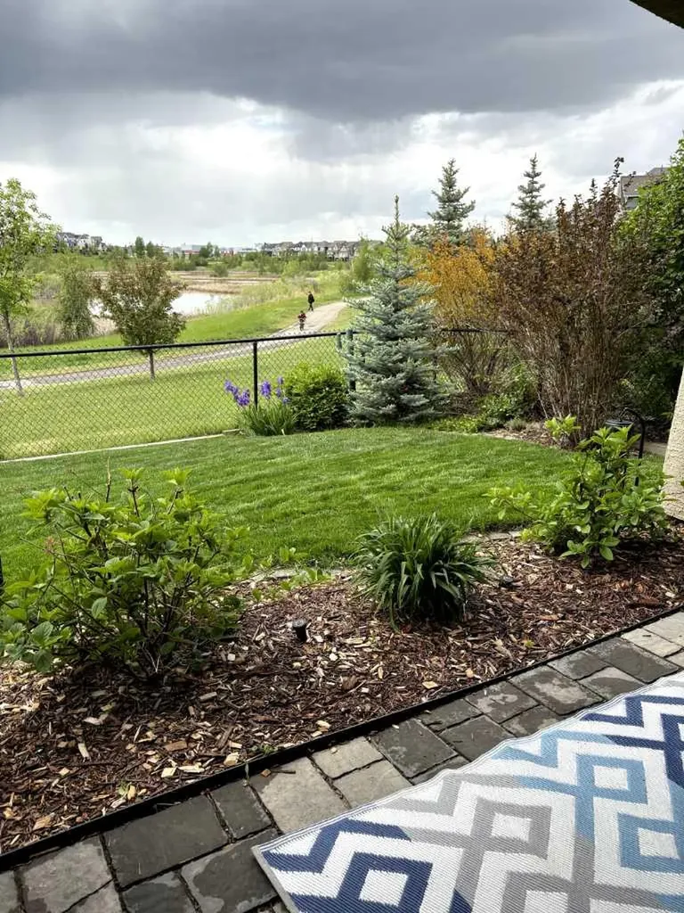 369 Marquis Landing SE Calgary AB T3M 2H4