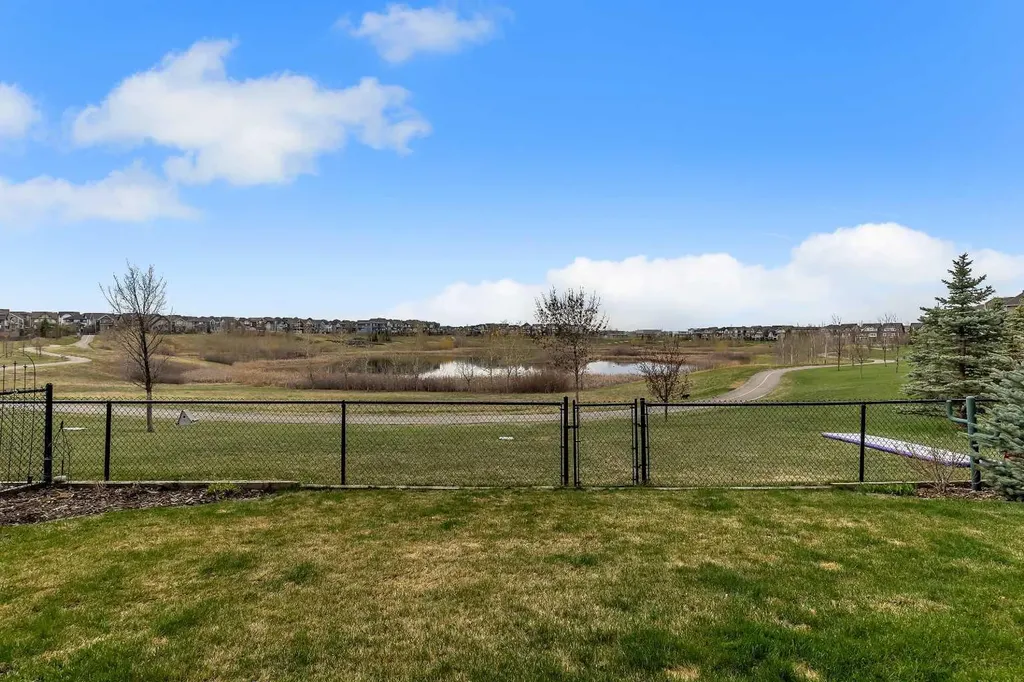369 Marquis Landing SE Calgary AB T3M 2H4