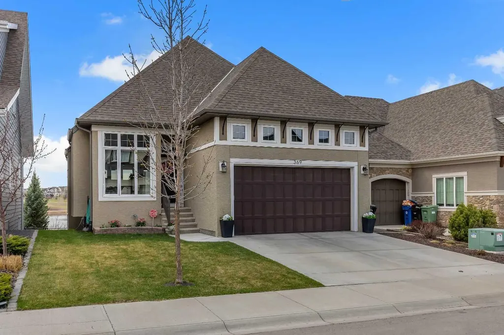 369 Marquis Landing SE Calgary AB T3M 2H4
